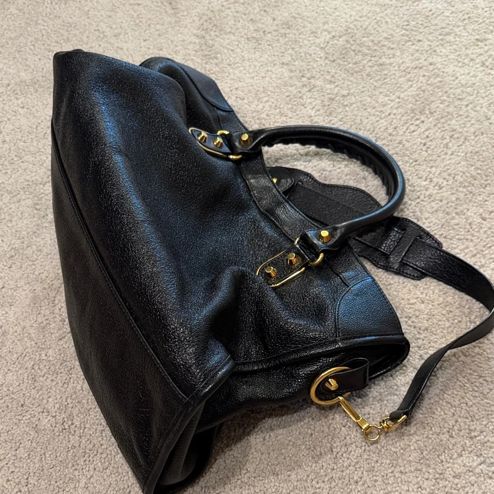 Balenciaga Black Leather Shoulder Bag with Gold Details - Picture 2 of 8
